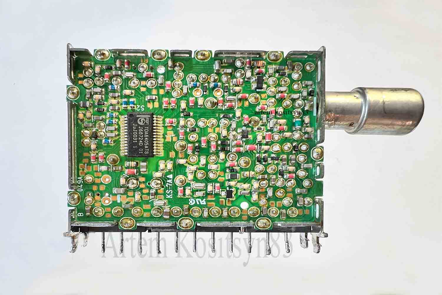 Подробнее о статье TV tuner TAEC-G020D.What’s inside, what electronic components are in the tuner